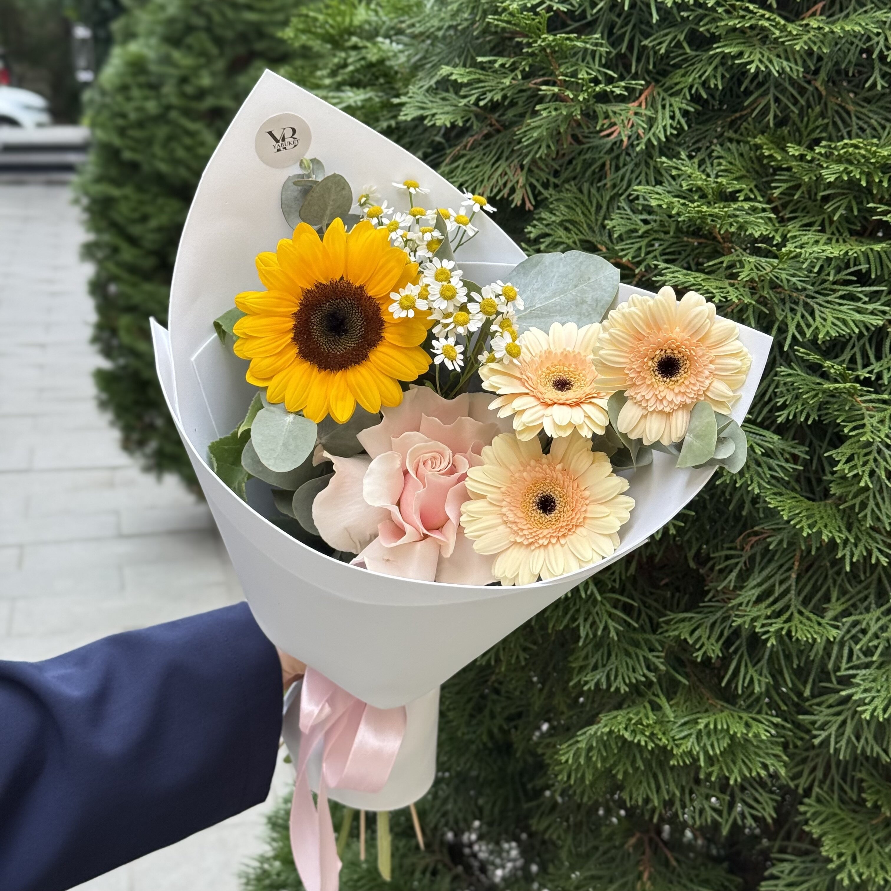 Осенний букет в кремовой цветовой гамме