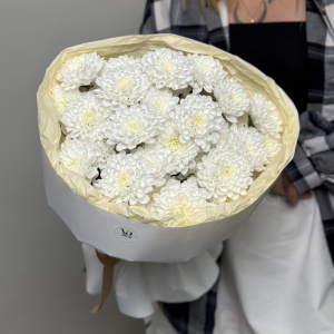 Самый стойкий моно букет из кустовой хризантемы