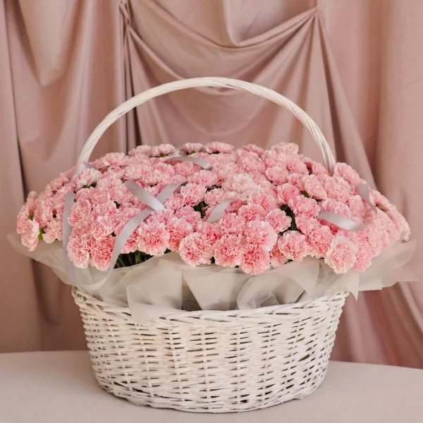 Композиция в корзине 251 розового диантуса