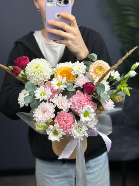 Летняя композиция в розовых тонах
